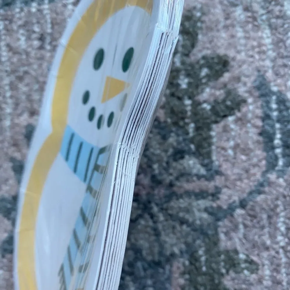 Spritz SnowMan Snack DisposablePaper Plates